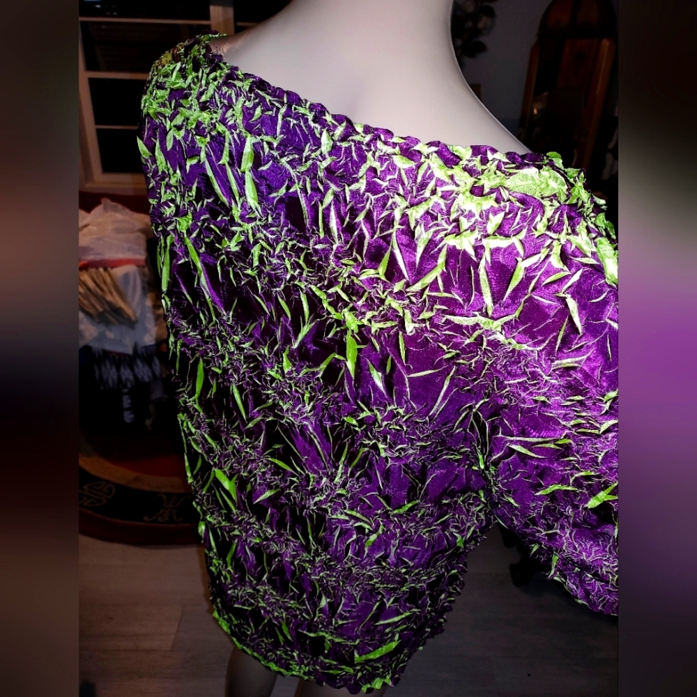 Blouse - Picture 2 of 4